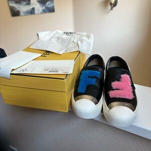 Fendi Sneaker Slip On size 37.5